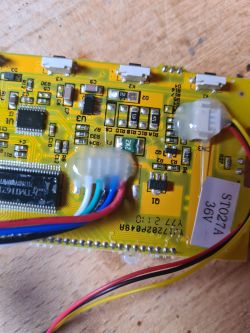 Kugo kirin s3 pro wymiana wyświetlacza, nie działa manetka gazu