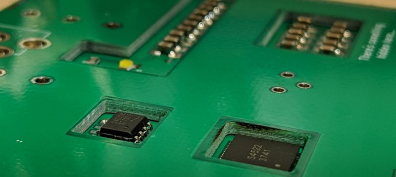 Jak projektować płytki drukowane PCB - część 20 - ukrywanie elementów w PCB