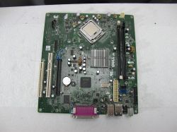 Zestaw komputerowy - Płyta główna Dell Optiplex 380 vs. Fujitsu D2831-S11