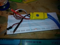 Connecting A2212 / 5T 2450KV Brushless Motor to 30A Speed Controller & Using NE555 Servo Tester Connecting A2212 / 5T 2450KV Brushless Motor to 30A Speed Controller & Using NE555 Servo Tester