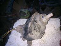 GOLF 3 92 1.8 BEN - Co to za element? Sprawa z wycieraczką i spryskiwaczem