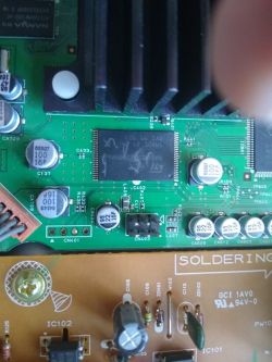 LG BD350 nie włącza się, tylko wyświetla Hello - jak zaprogramować procka?