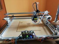 Prosty ploter laserowy CNC o mocy 2,5W Prosty ploter laserowy CNC o mocy 2,5W