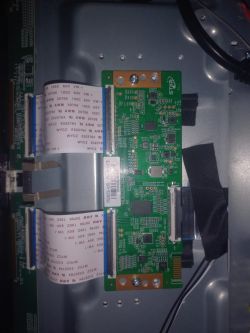 HIKERS NG50FZ-S TP.SK713S.PC822 - boot hangs, PT500GT05-4 firmware compatible?