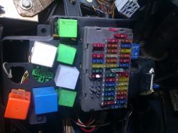 Berlingo 2.0HDi 2000r - prędkościomierz nie działa, zwarcie na przewodzie sygnał