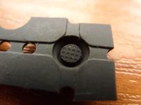 Nie działają przyciski/styki/kontakty - guma przewodząca.