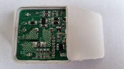 GIRIER Tuya Smart Switch Module View of the interior of the GIRIER Tuya smart switch module with power monitoring circuitry.