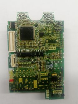 Falownik FR-D720S-025SC-EC potrzebuję zdjęcia kabelka łączącego MB z panelem