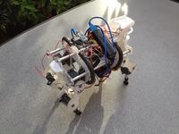 Czworonożny robot sterowany przez tablet + symulator