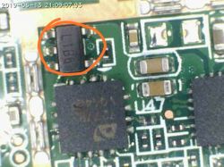 Lenovo S8-50L - Układ 7277B grzeje się i tablet się nie włącza po podłączeniu