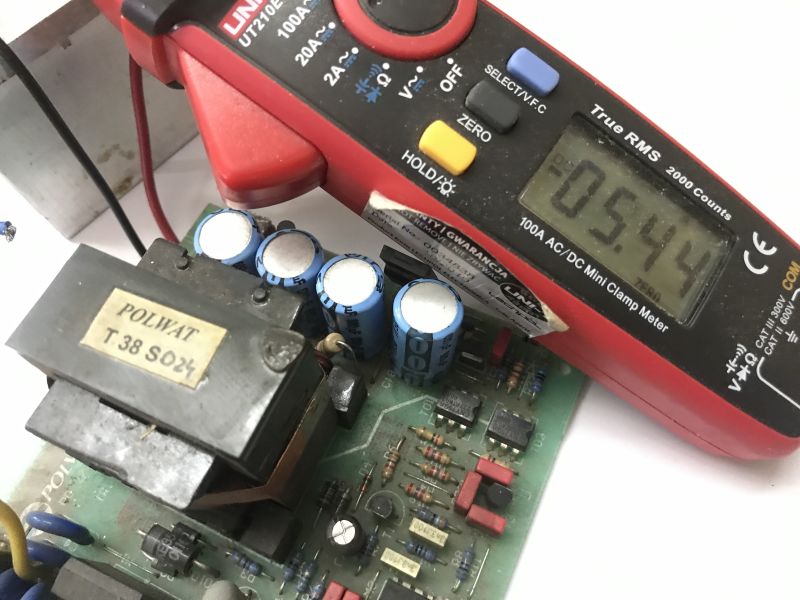 The inside of the Polish retro power supply Polwat PWS-100 RM 24V/4A - has it survived the years of 
