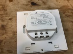 Zasilany bateryjnie "Smart" włącznik światła? Tapo S220 2 Gang 1 Way TP-Link