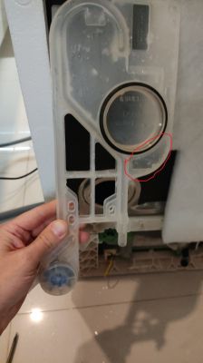 Zmywarka Whirlpool WIC3C23PEF - przecieka podczas pompowania wody