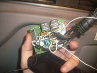 Jak zaprogramować piloty alarmu Seo Dolphin w BMW E32?