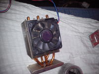 Wybór wydajniejszego chłodzenia chipsetu: większy czy mniejszy radiator?