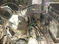 Golf V - Zagadka. Ciągle świecące światła "stop"