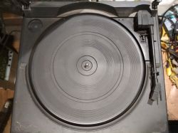Wnętrze starej wieży Sanyo DC-X300 Wnętrze starej wieży Sanyo DC-X300