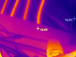 Thermal image of a floor with visible underfloor heating pipes
