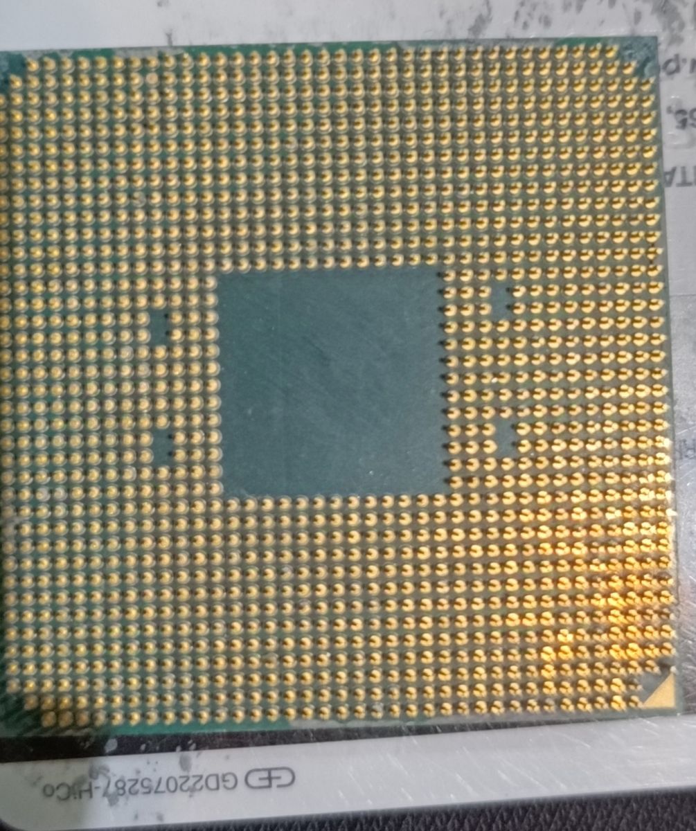 AMD Ryzen 7 5700X3D 本体　コア不良品? AMD Ryzen 7 5700X3D 本体 コア不良品? AMD Ryzen 7 5700X3D