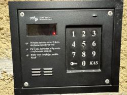 Proel KDC 1803-L intercom panel with numeric keypad and LED display