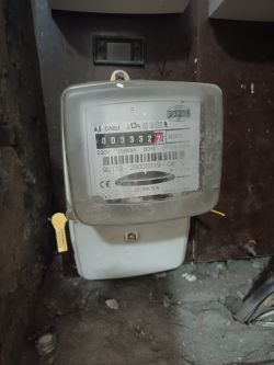 Jak sprawdzić, czy licznik energii elektrycznej PGE został prawidłowo zaplombowany?