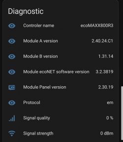 Screenshot of ecoMAXX800R3 controller diagnostics displaying software versions and signal quality information.