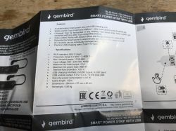 User manual of the Gembird TSL-PS-F4U-01-W power strip, showing features and technical specifications.