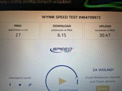 Zrzut ekranu z testu prędkości internetu: ping 27 ms, pobieranie 6,15 Mb/s, wysyłanie 30,47 Mb/s
