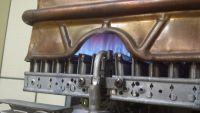 Junkers WRP11 B23 Gas Flow Regulation: Adjusting Screw, 42L/Min to 38.5L/Min, Water Heating Issue