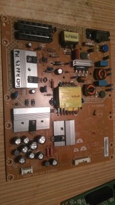 [Sprzedam] TV Philips 42PFH6309/88 na części-matryca zbita.