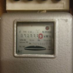 Electricity Consumption in a Single-Family House: Is 300 kWh/month Normal? Tariff G11, Pafal Meter