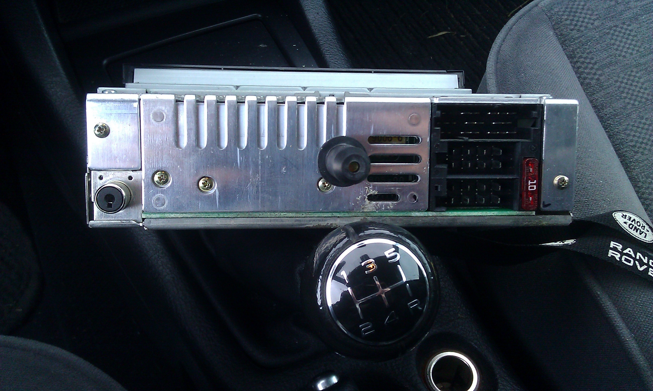 Pioneer DEH1420UB Zmiana radia fabrycznego Peugeot 406