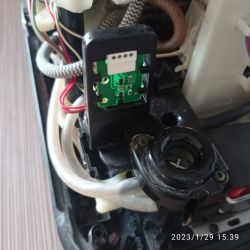 Krups EA88 – pompa działa non stop po wymianie i wylewa wodę
