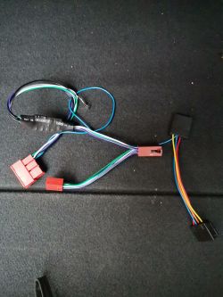 Audi A2 problem z podłączeniem nie fabrycznego radia