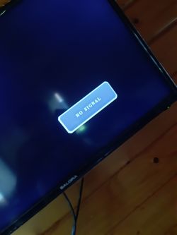 PS4 Slim nie reaguje na kontroler, niebieskie światło, brak sygnału na TV