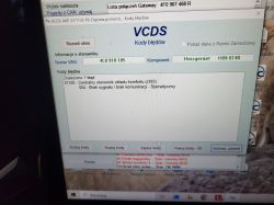 Audi Q7 4L 2013 - pobór prądu 0,40A po bezpiecznikach 1 i 6, VCDS wskazuje klamkę
