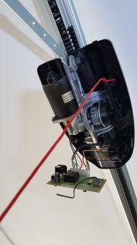 Wiśniowski Optimum Drive: Garage Door Stopping, Speed Reduction, Full Gate Opening Guide