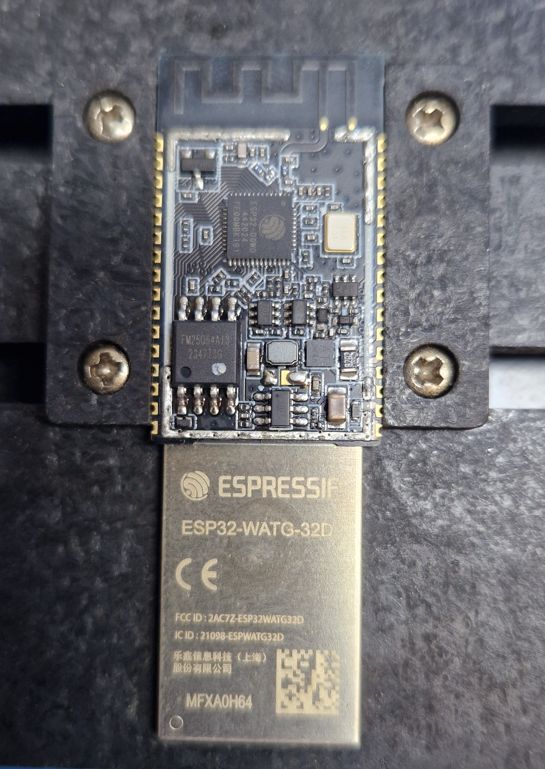 Interior and reverse engineering of the Ariston Velis 80 Wi-Fi electric water heater on ESP32 (part1