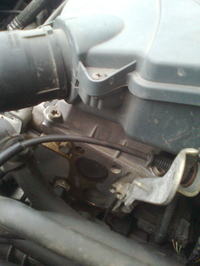 Renault Thalia 1.4 8V 2004r. wycieka olej