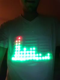 T-shirt z wyświetlaczem LED oparty o ESP8266