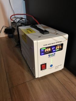 Częste braki prądu - UPS SINUS PRO 800 E 12/230V (500/800W) z akumulatorem AGM 33Ah dla PC 320W