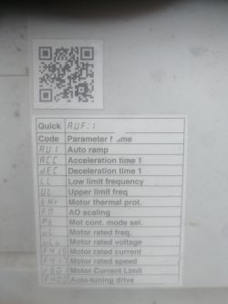 Sterowanie 3 silnikami tartaku (5,5 kW, 0,75 kW, 0,75 kW) za pomocą falownika - pamięć, opcje