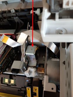 HP Color LJ 2840 - Drukuje puste kartki po wymianie bębna i tonerów