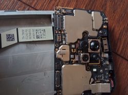 Xiaomi red mi 9 pro Problem z ładowaniem. Murgający wyśwetlacz w telefonie