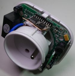 Remote controlled WiFi socket with power measurement - Piri Remote controlled WiFi socket with power measurement - Piri