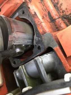 Husqvarna 250R - zatarty silnik Husqvarna 250R - zatarty silnik