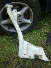 renault laguma zbiornik płynu spryskiwaczy jak zdemontować