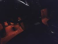 MERCEDES A150 2004 - Oświetlenie nóg pasażera i kierowcy