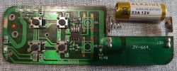 Płytka PCB pilota z czterema przyciskami i baterią 23A 12V