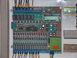 Controlling a 12V relay directly from a 5V MCU using a Zener diode and a PNP transistor